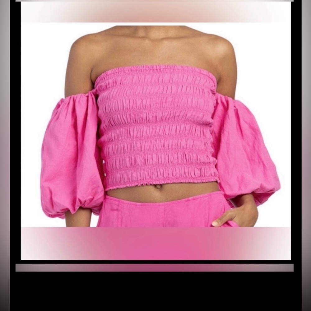 Young Fabulous & Broke Crop Top Low Cut Smocked Off Shoulder Cotton Pink Size XS